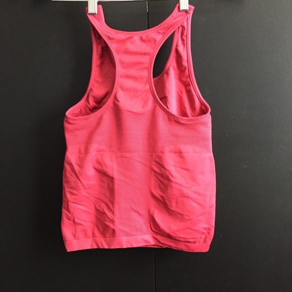 5 Champion Workout Tops - Picture 12 of 16